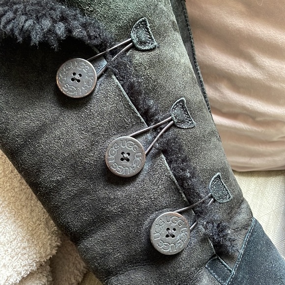 UGG boots - Picture 3 of 6